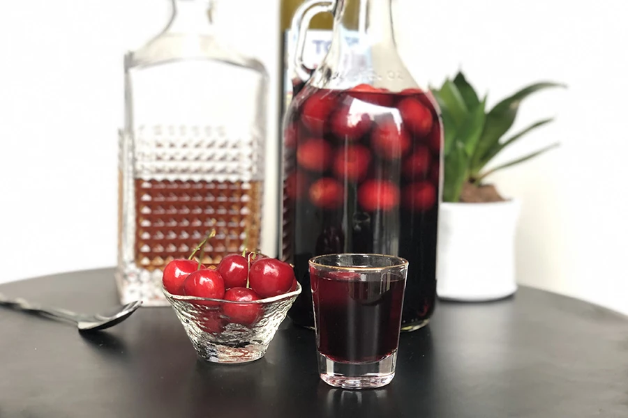ginja portuguese cherry liqueur liquor licor sour cherry berries alcohol aguardente shot fruit chocolate