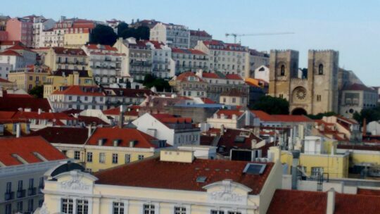 Inside neighbourhood Lisboa overview alfama discover charm and history of lisbon