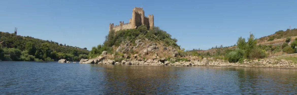 almourol tagus river tamplar castle tiny island water blue boat