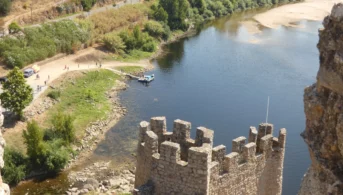 almourol templar castle tagus river island