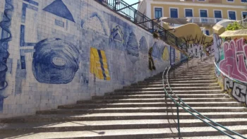 Lisboa inside neighbourhood bairro alto stairs grafiti