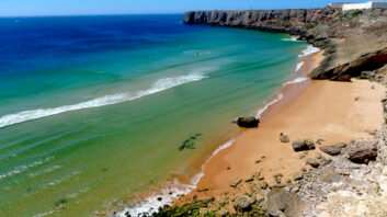 5 locations to find best beaches in portugal algarve tourist hotspot place to be coastline atlantic ocean costa south portugal