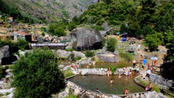 5 locations to find best beaches in portugal river side praia fluvial loriga inland