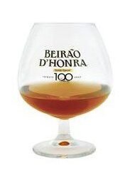 Licor Beirão from a medicine to a typical liqueur - Lindo Portugal