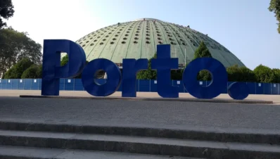 porto letters palacio cristal garden