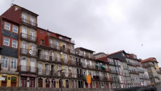 porto ribeiro houses color