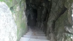 sintra summer residence quinta da regaleira portugal serra forest stairs underground labyrinth spelonks